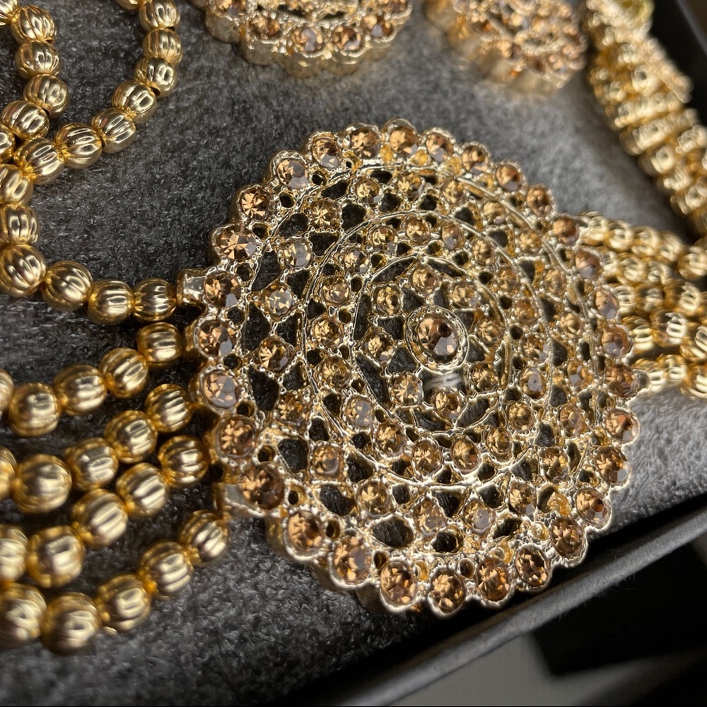 Touchstone Bollywood Yellow Rhinestone Gold Beaded Choker Necklace & Earrings - Picture 7 of 16